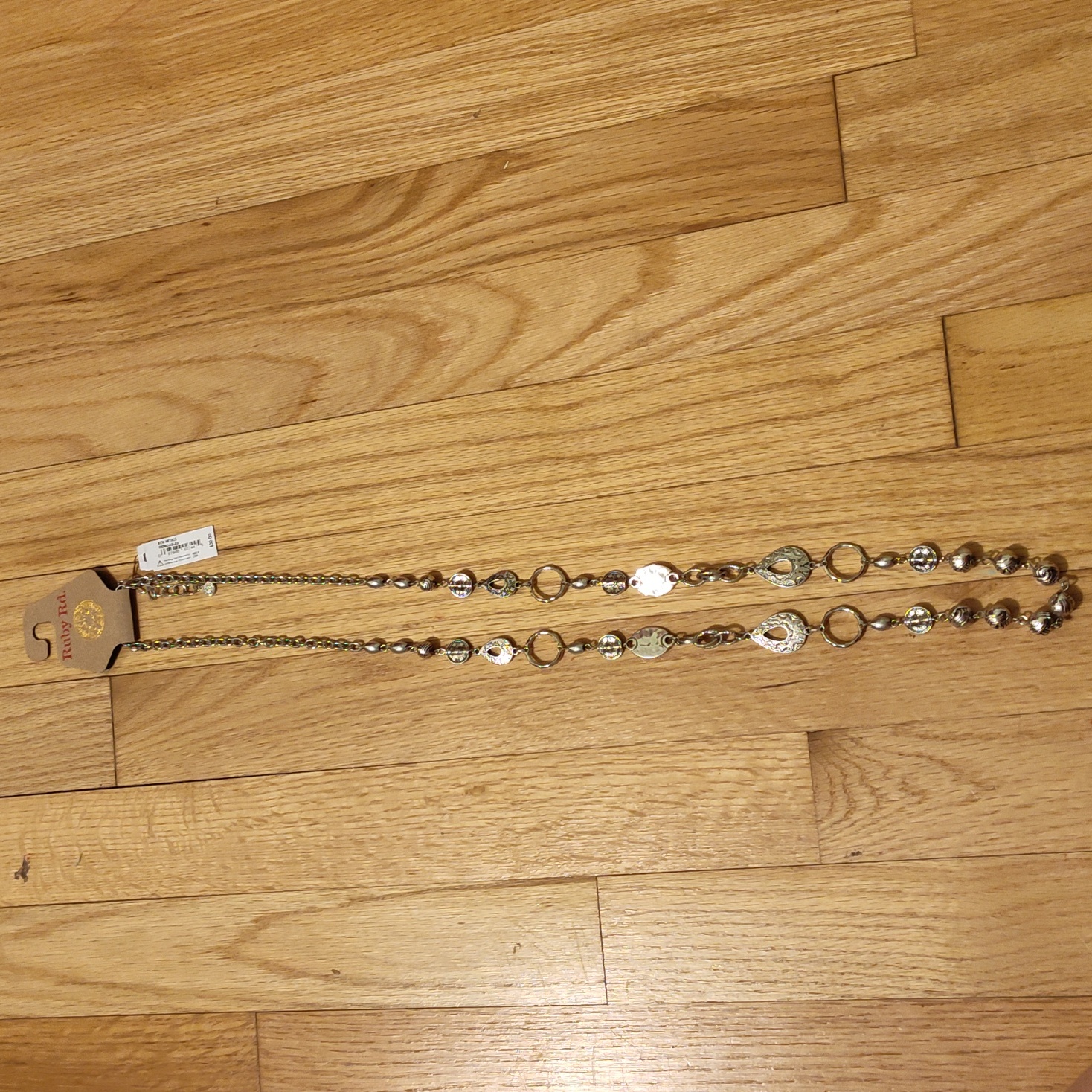 Nwt Ruby Rd Long Necklace Silver 15$